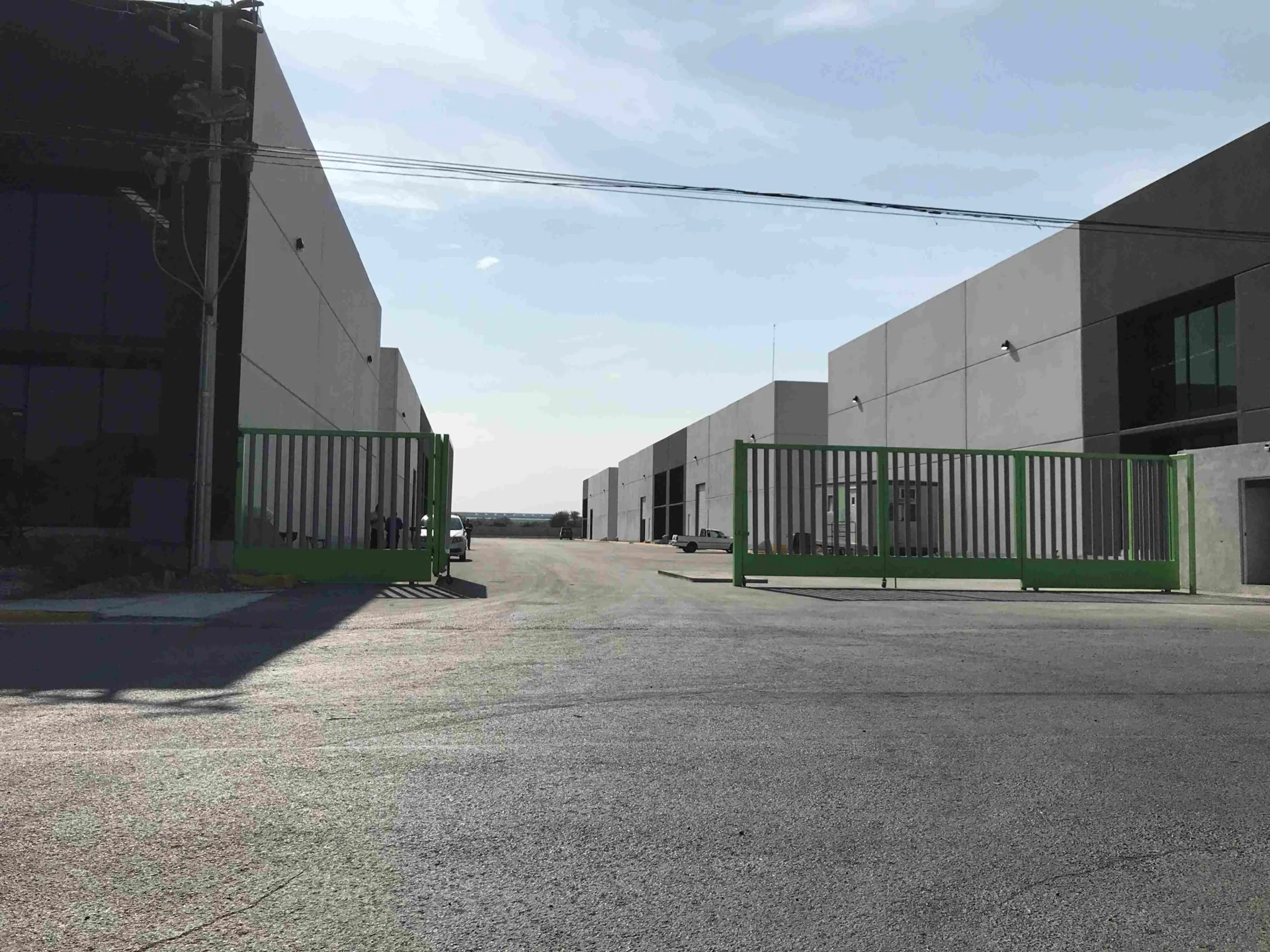 BODEGA EN RENTA CIENEGA DE FLORES PARQUE IND 3300 M2