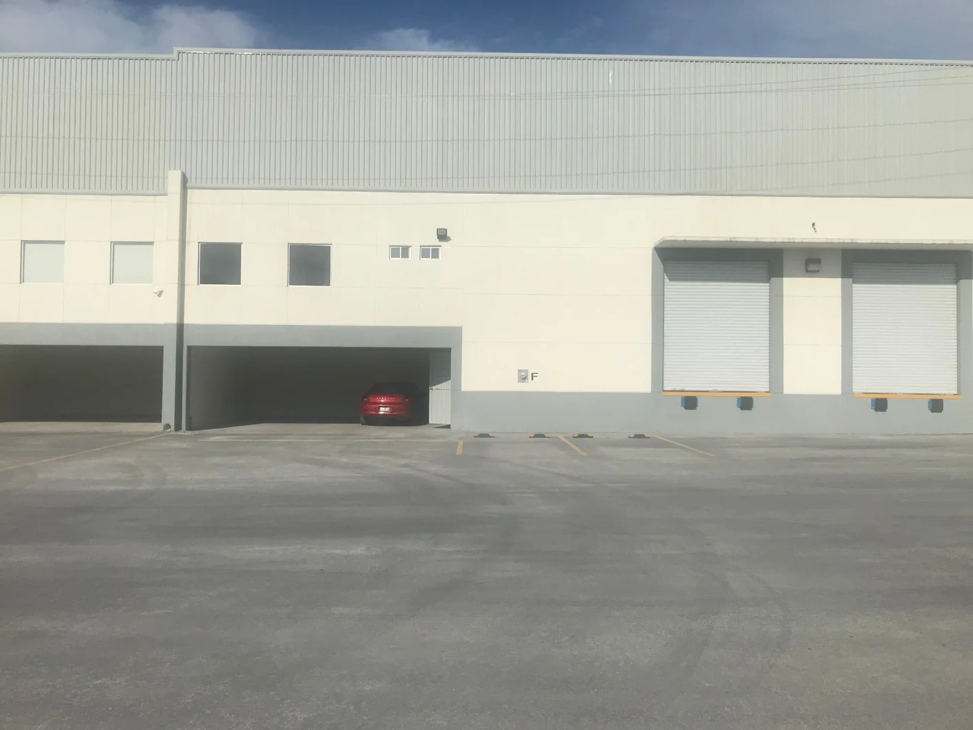 BODEGA EN RENTA APODACA PARQUE INDUSTRIAL 1073 M2