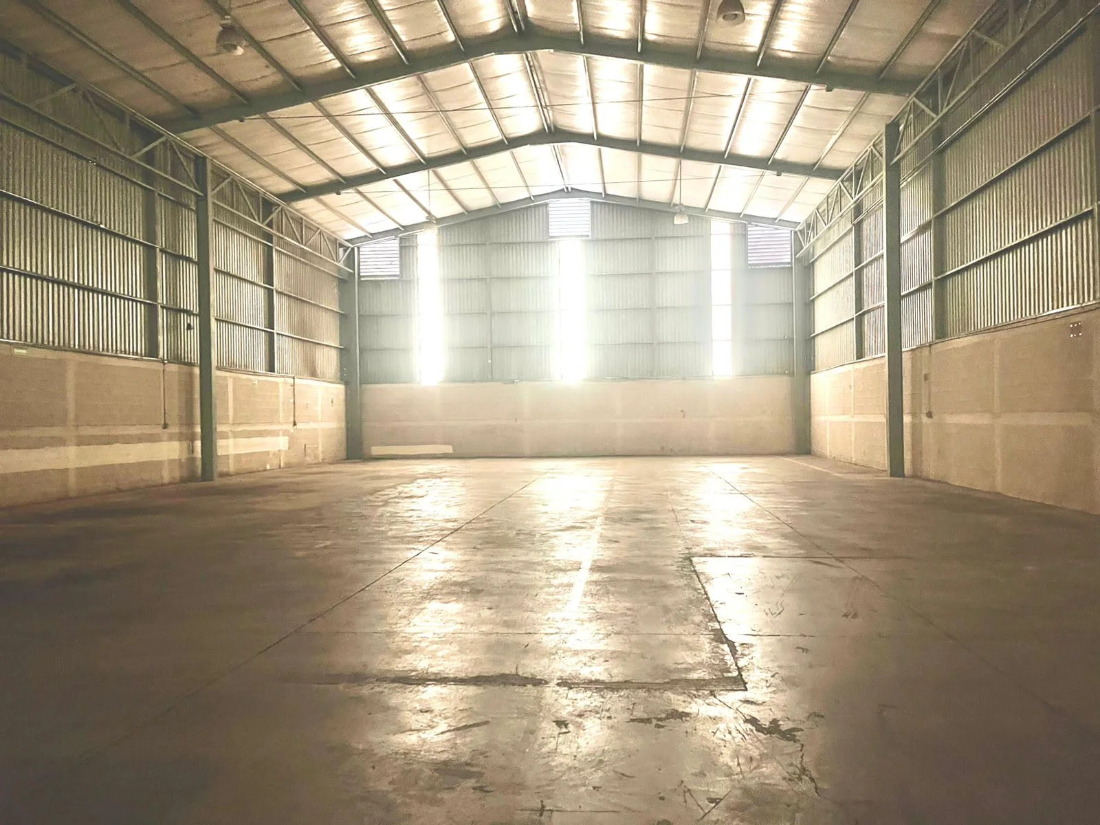 BODEGA EN RENTA FRACC INDUSTRIAL AV RUIZ CORTINES OTE 750 M2