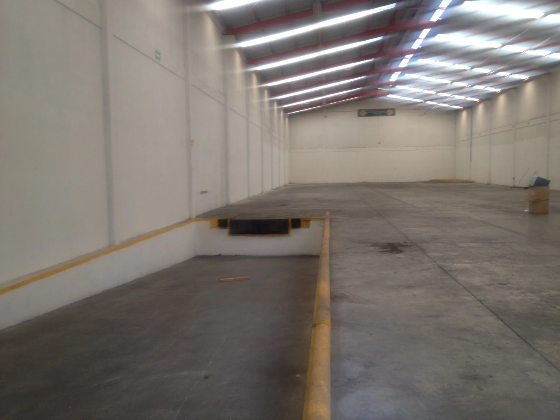 BODEGA EN RENTA PARQUE INDUSTRIAL 2000 M2 ESCOBEDO N.L.