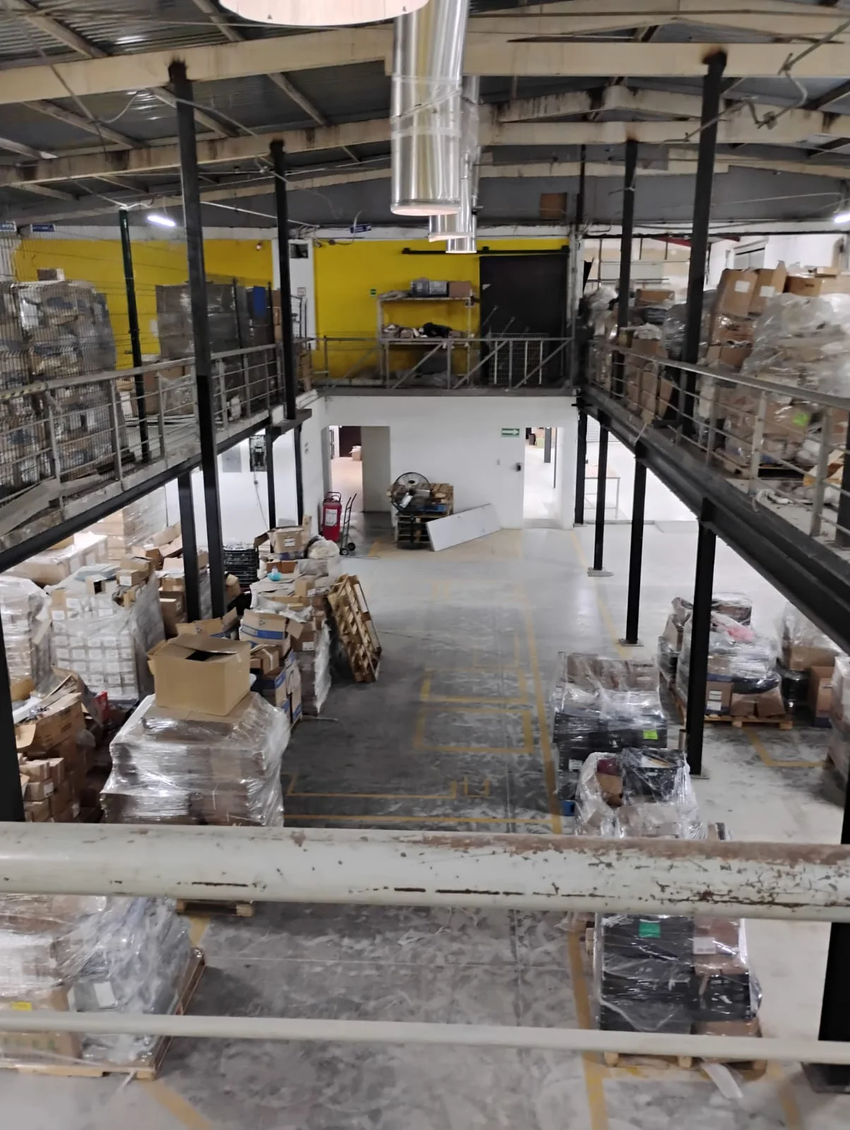 BODEGA COMERCIAL EN RENTA MONTERREY SUR 1144 M2